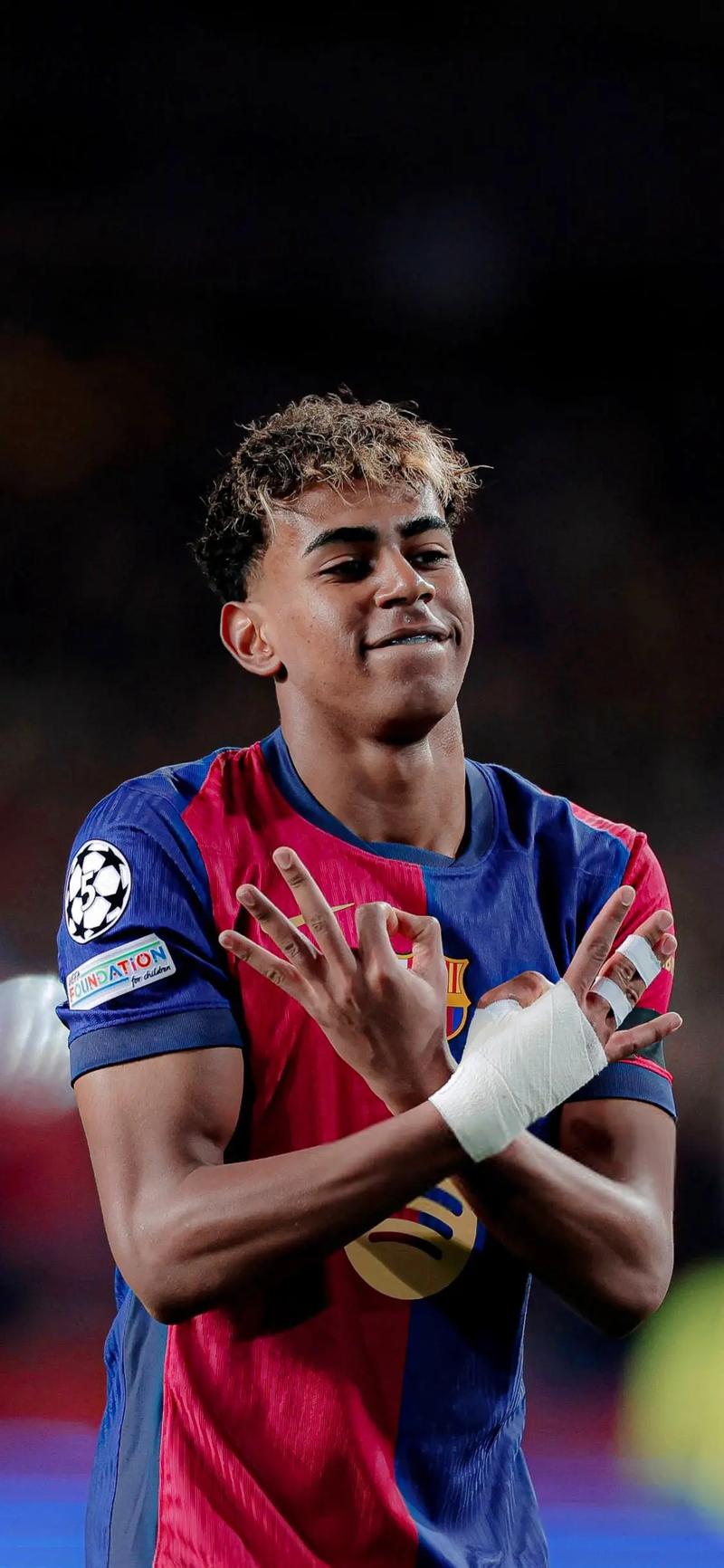 库尔图瓦：当下我肯定是最佳门将之一；没感觉更衣室关系不好（库尔图瓦：我如今无疑是顶级门将之一；未觉更衣室关系紧张）