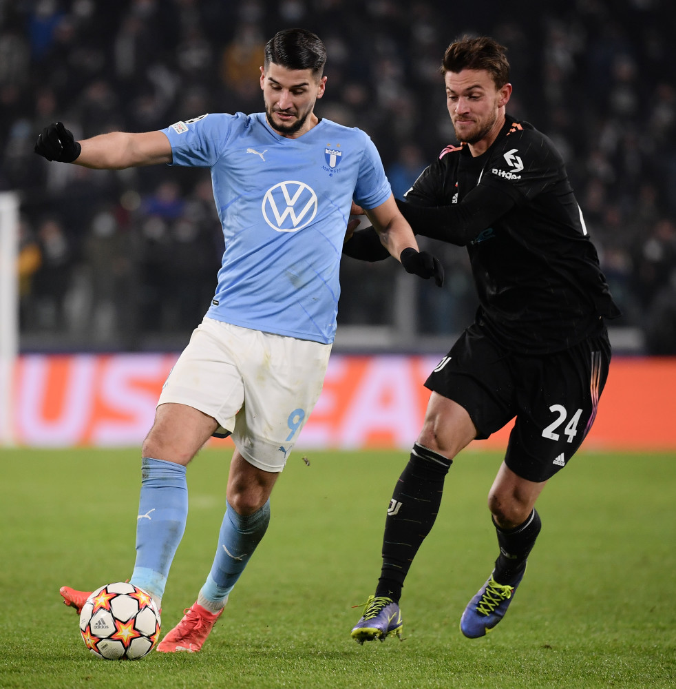 罗伊斯重返多特主场，俱乐部官方社媒发文欢迎（罗伊斯再临多特主场，俱乐部官方社媒发帖欢迎）