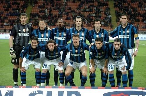 迪马济奥：米兰可能对锋线进行补强，希门尼斯离队是必要条件（迪马济奥：米兰锋线补强取决于希门尼斯离队）