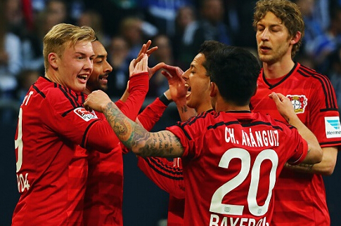 意甲前瞻：AC米兰12场不败有望冲击榜首，拉齐奥客场低迷（意甲前瞻：AC米兰12轮不败冲顶在望，拉齐奥客战乏力）