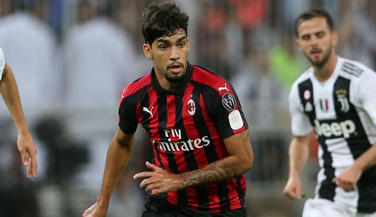 成都vs广岛三箭：费利佩、周定洋出战，德尔加多替补（成都对阵广岛三箭：费利佩、周定洋出战，德尔加多替补待命）