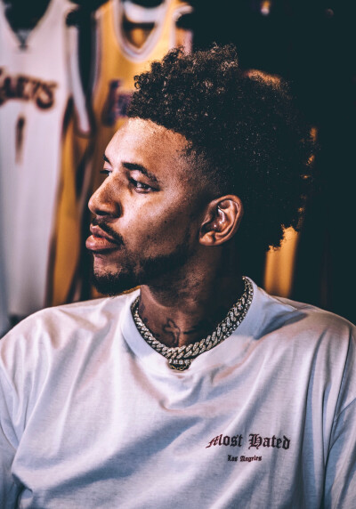 西甲11月最佳主帅候选：弗里克、西蒙尼、马塞利诺（西甲11月最佳主教练候选名单：弗里克、西蒙尼、马塞利诺）