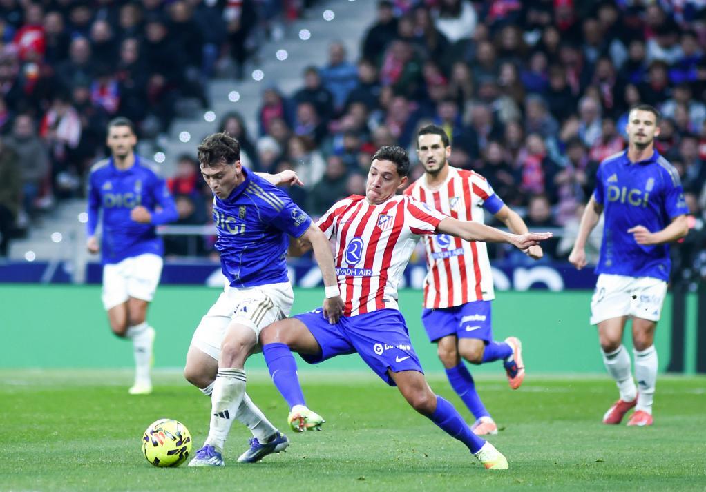 内外开花！杰伦·布朗半场10中6拿到17分 正负值+22（里外兼进！杰伦·布朗上半场10投6中砍下17分，正负值+22）