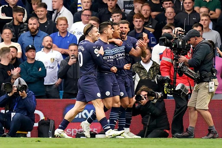 2025／26赛季英超：主场保级！利兹联vs利物浦，玫瑰德比再燃（英超2025／26：利兹联主场保级之战迎战利物浦，玫瑰德比再度点燃）