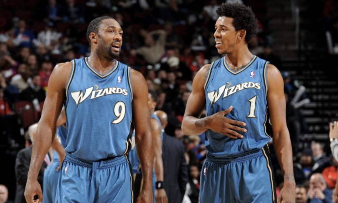 记者：阿什拉夫将返回摩洛哥康复，并为参加非洲杯做准备（记者：阿什拉夫将回摩洛哥康复，备战非洲杯）