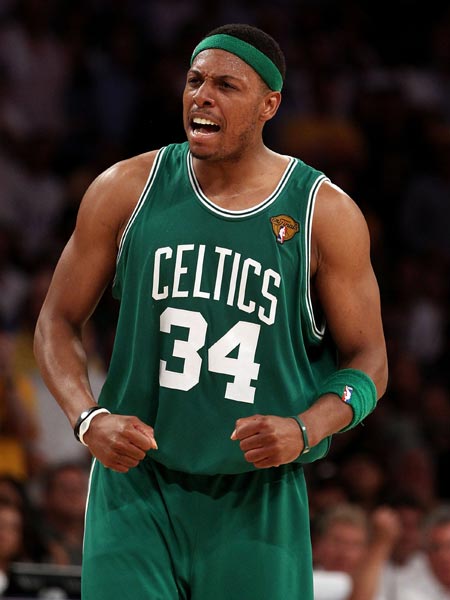 拜仁考虑8500万签巴莱巴 曼联被高价劝退但球员倾向红魔（拜仁考虑斥资8500万引进巴莱巴，高价劝退曼联但球员仍心向红魔）