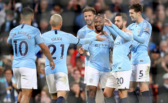 欧冠夺冠赔率：巴萨微弱优势领跑 巴黎力压枪手（欧冠冠军赔率：巴萨以微弱优势居首，巴黎力压阿森纳）