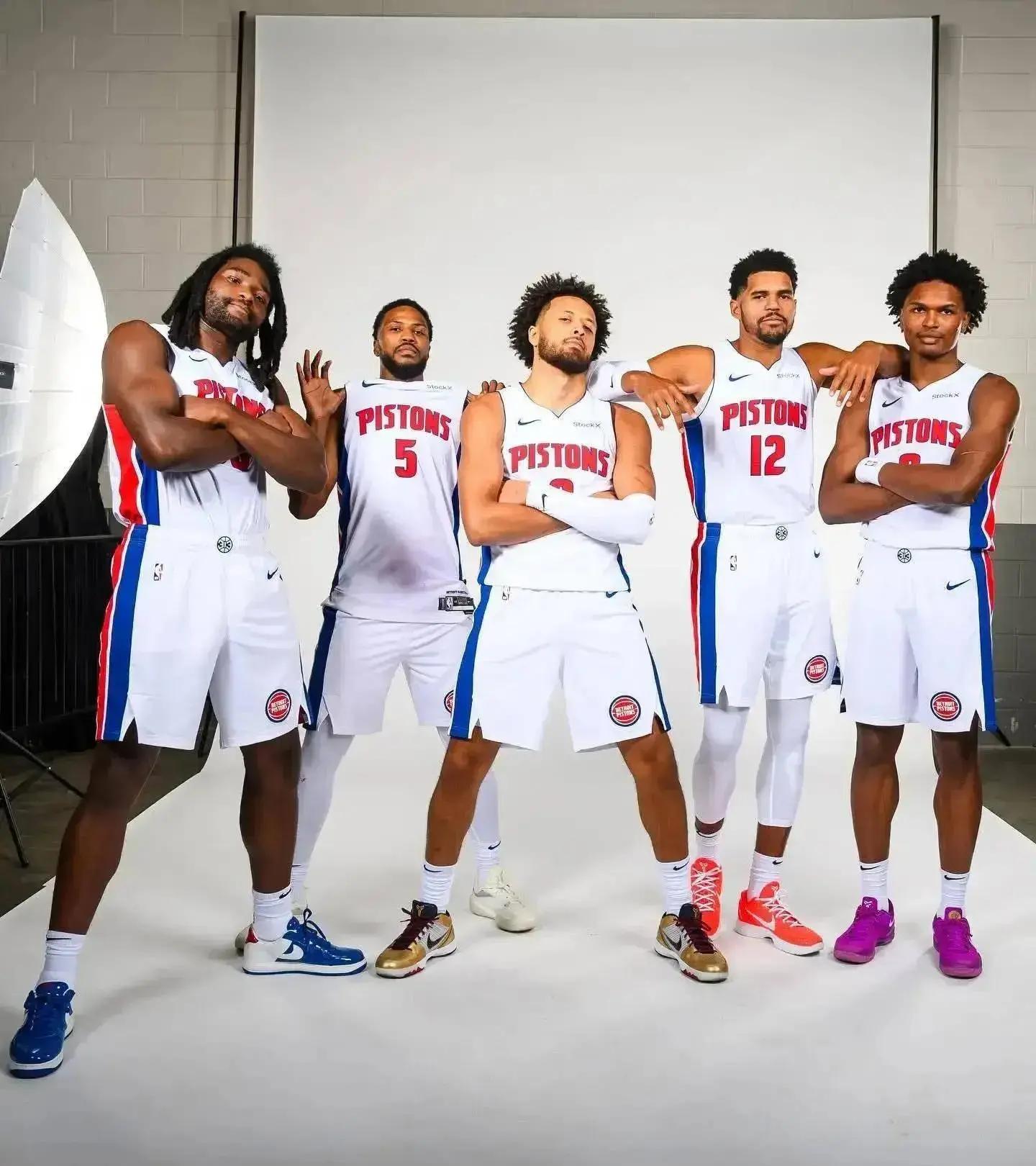 足球市场：如果出现1亿欧报价，尤文可能会考虑出售伊尔迪兹（足球市场：1亿欧报价若至，尤文或出售伊尔迪兹）