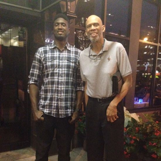 阿斯：皇马不会强行引入中场球员，勉强补强不如维持现有阵容（阿斯报：皇马不盲目引进中场，宁保现有阵容不做勉强补强）