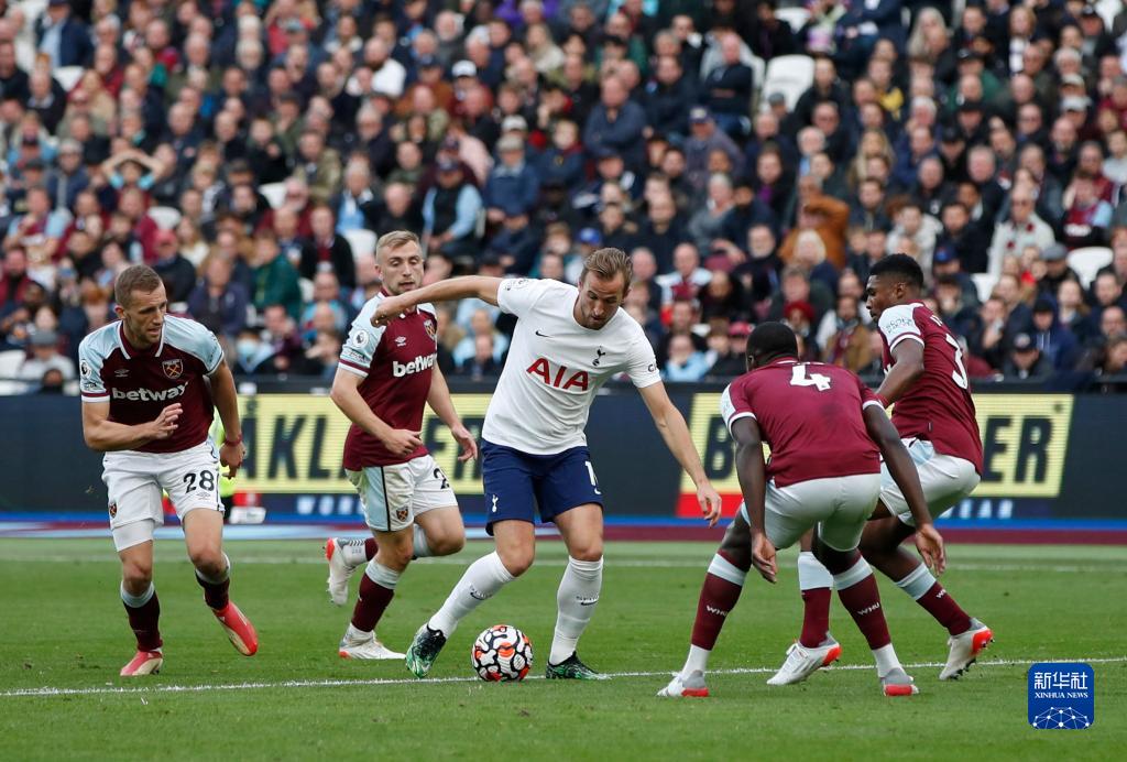 TA：切尔西摆脱单核困境，帕尔默缺席反而让球队进攻火力爆发（TA：切尔西告别单核依赖，帕尔默缺阵反促球队火力井喷）