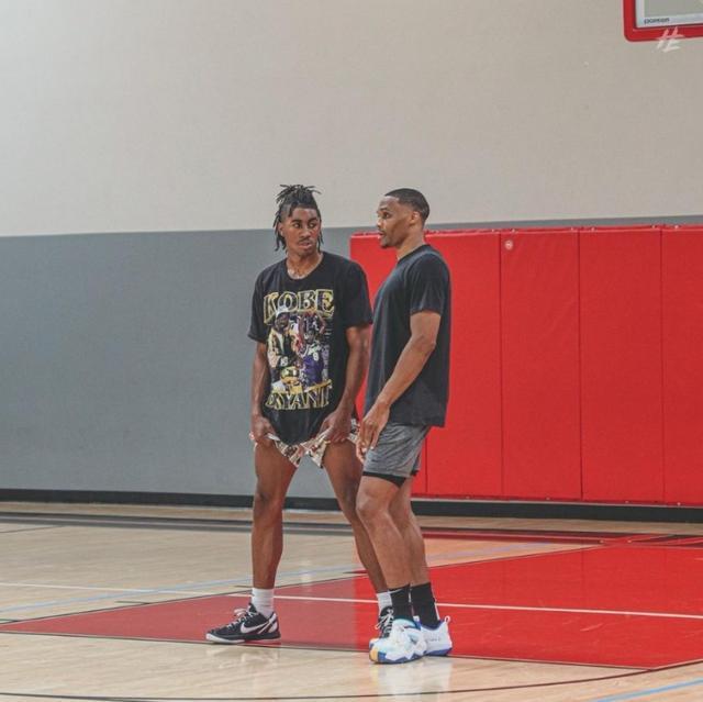 独行侠vs热火前瞻：浓眉PK阿德巴约，独行侠欲冲击三连胜（独行侠对阵热火赛前解析：浓眉对决阿德巴约，独行侠剑指三连胜）