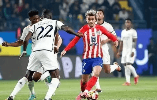 助攻榜变化引热议（助攻榜变动掀热议）